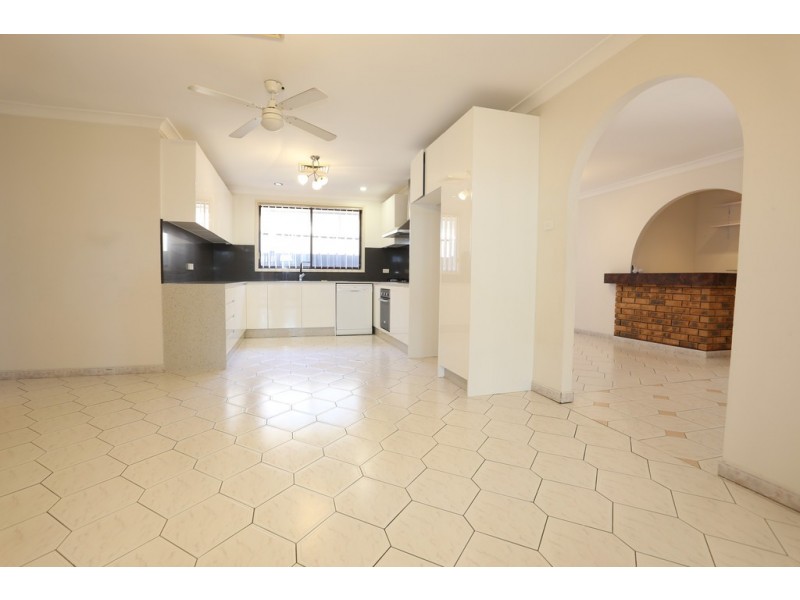 10 Oakland Parade, Werrington Downs NSW 2747