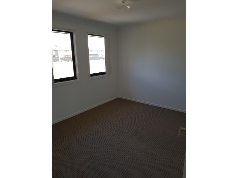 25 Abacus Parade, Werrington NSW 2747