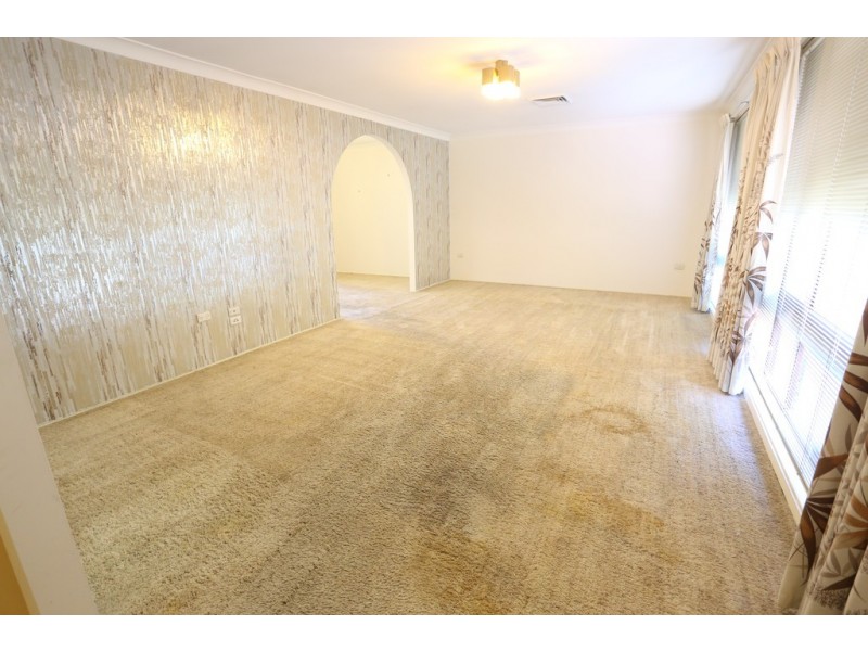 9 Gorton Close, Penrith NSW 2750