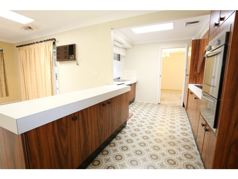 9 Gorton Close, Penrith NSW 2750