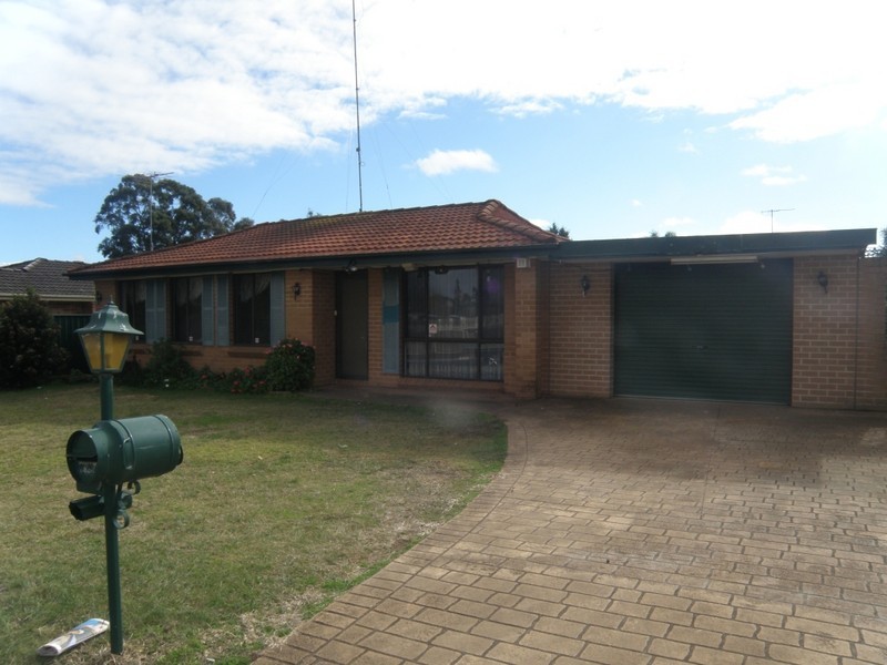 9 Caddens Road, Orchard Hills NSW 2748