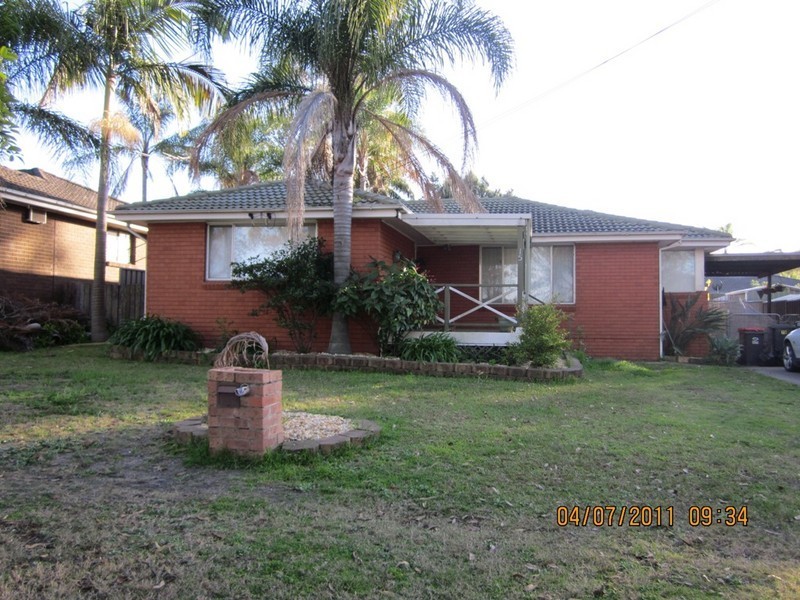 15 Harrow Road, Cambridge Park NSW 2747