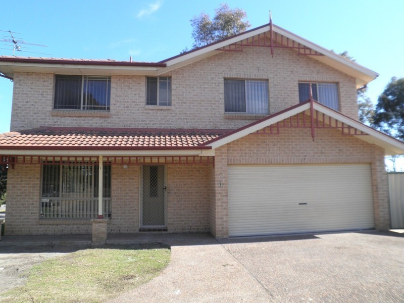 4a Yarra Place, Glenmore Park NSW 2745
