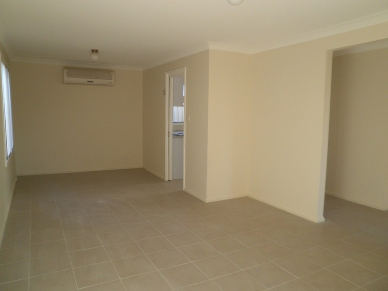 4a Yarra Place, Glenmore Park NSW 2745