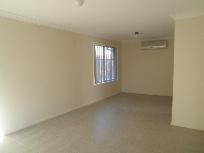 4a Yarra Place, Glenmore Park NSW 2745