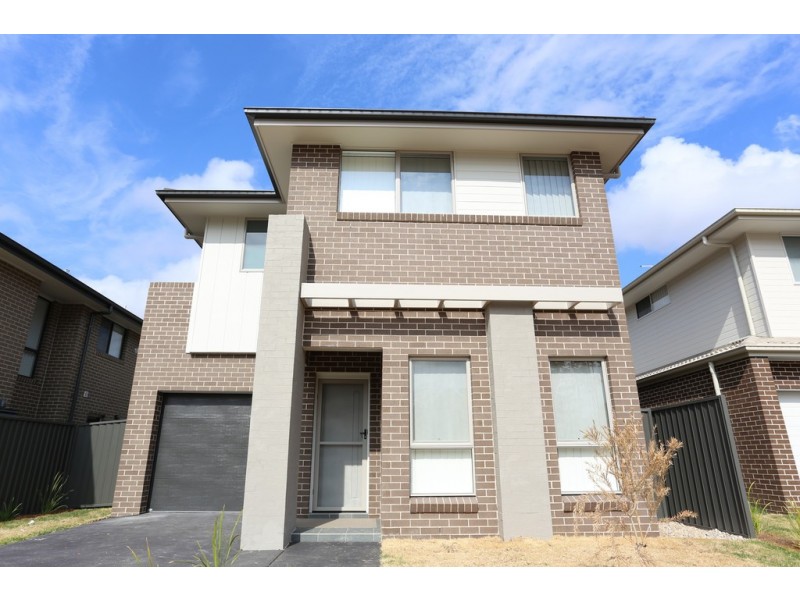 28 Abacus Parade, Werrington NSW 2747