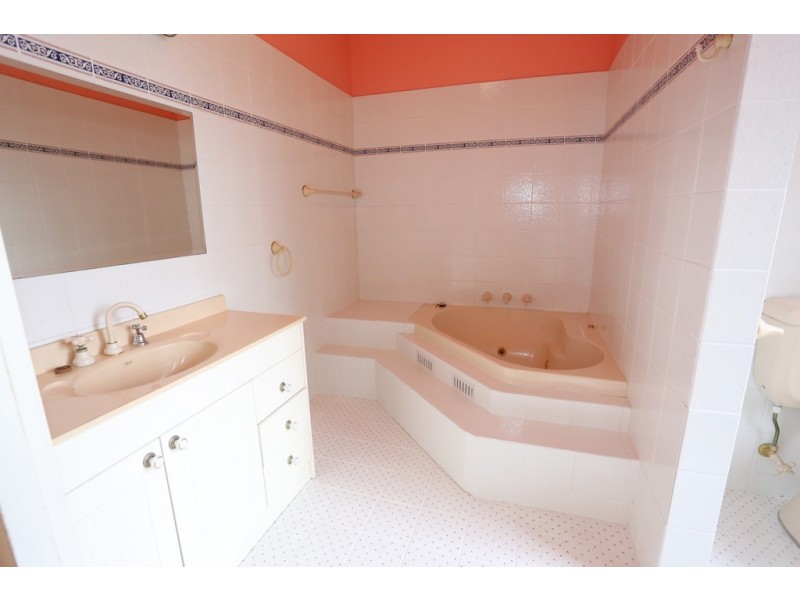 26 Cross Road, Orchard Hills NSW 2748
