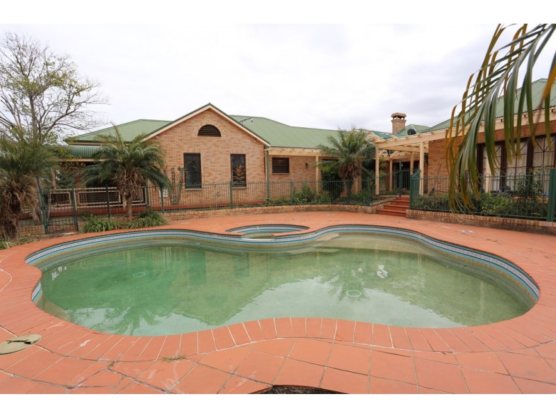 26 Cross Road, Orchard Hills NSW 2748