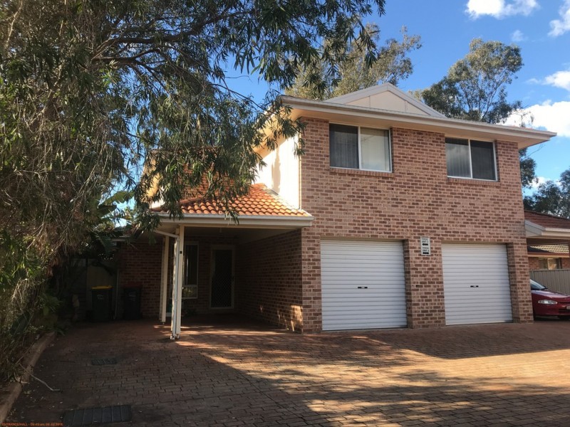 2/40 Bringelly Rd, Kingswood NSW 2747