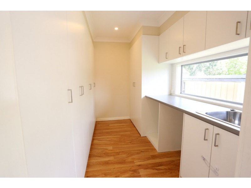 25 Carinda Drive, South Penrith NSW 2750