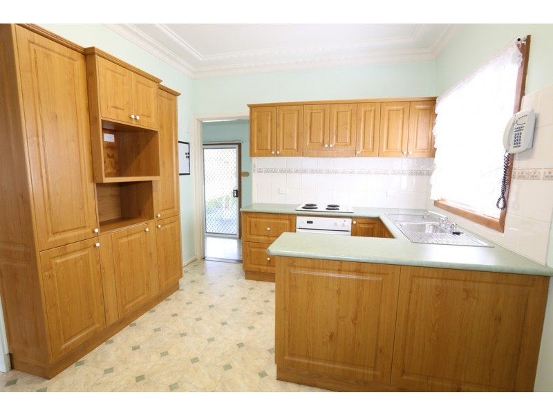 63 Wrench St, Cambridge Park NSW 2747