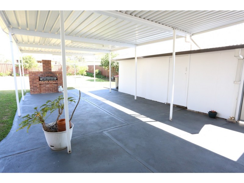 63 Wrench St, Cambridge Park NSW 2747