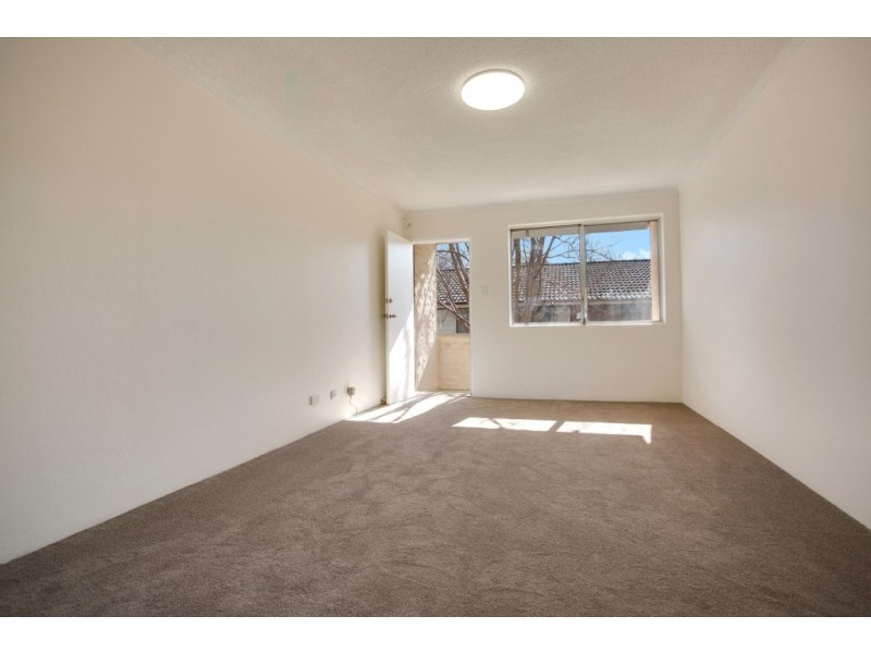 2/27 Lemongrove Road, Penrith NSW 2750