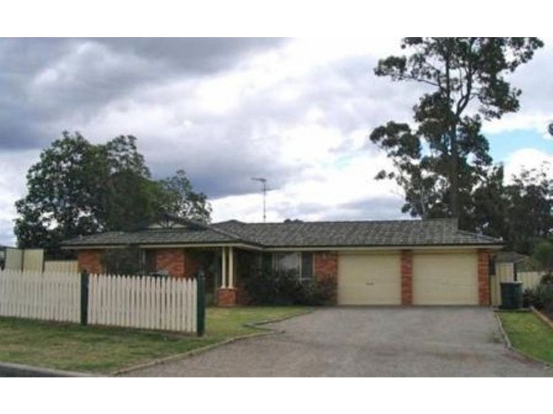 1 Barrett Place, Cranebrook NSW 2749