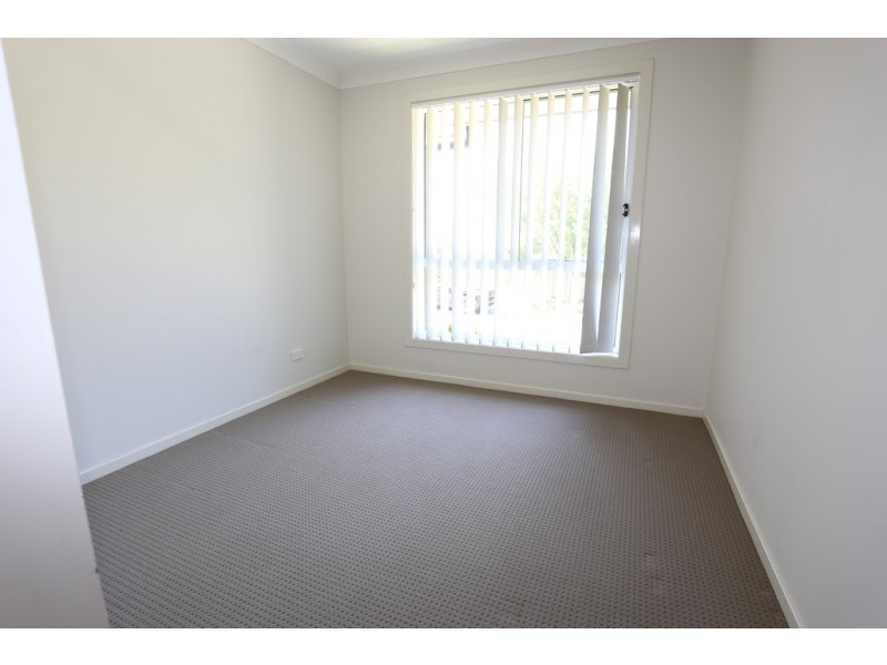 11 Silverwood Way, Claremont Meadows NSW 2747