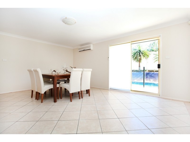 6 Buyu Road, Glenmore Park NSW 2745