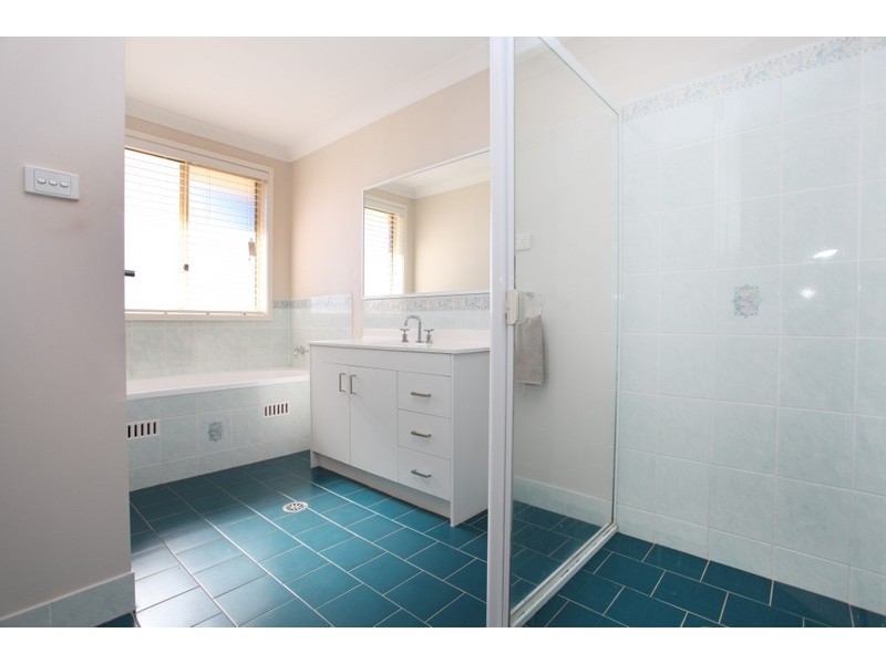 6 Buyu Road, Glenmore Park NSW 2745