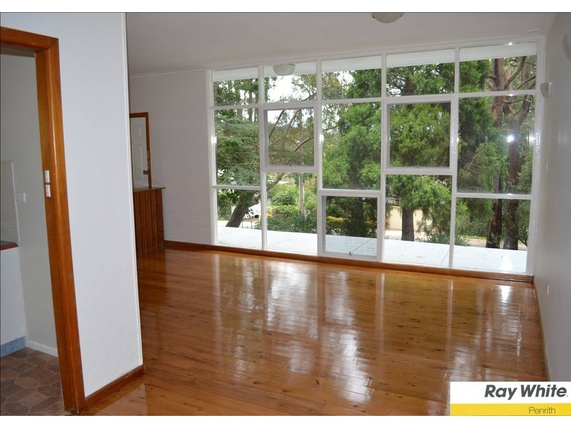 9 Railway Parade, Warrimoo NSW 2774