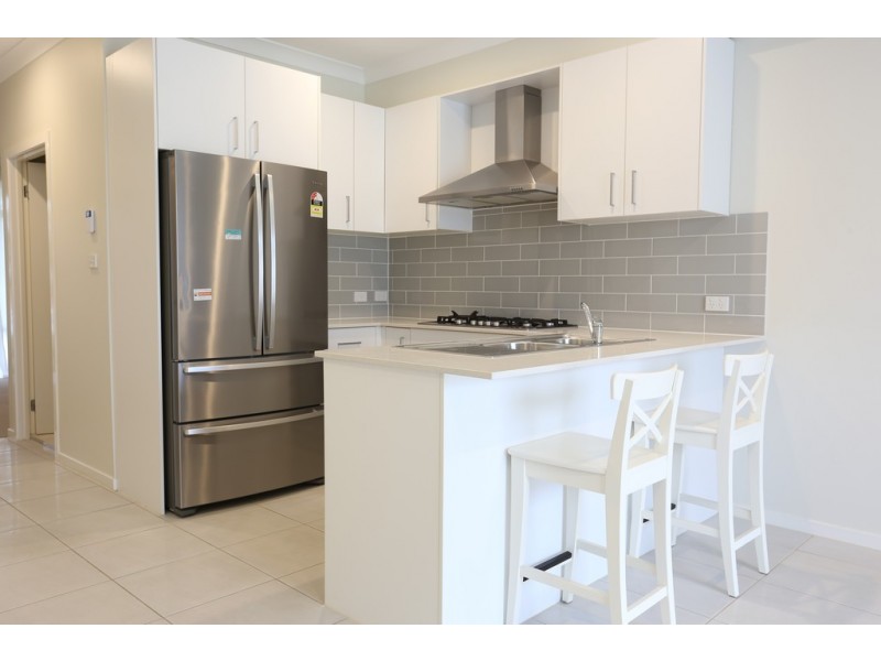 10 Stratton Lane, Penrith NSW 2750