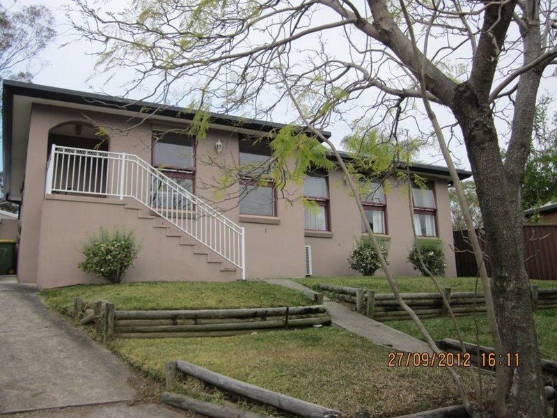 7 Dale Place, Cranebrook NSW 2749