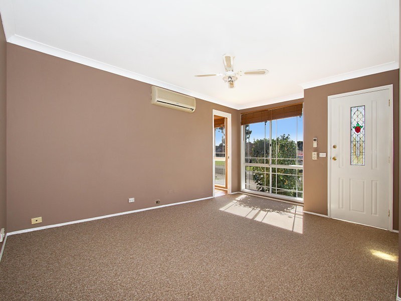 1 Hercules Close, Cranebrook NSW 2749