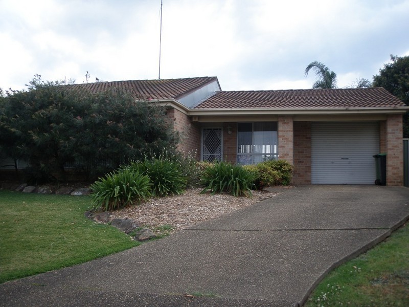 5 Marsh Place, Cranebrook NSW 2749