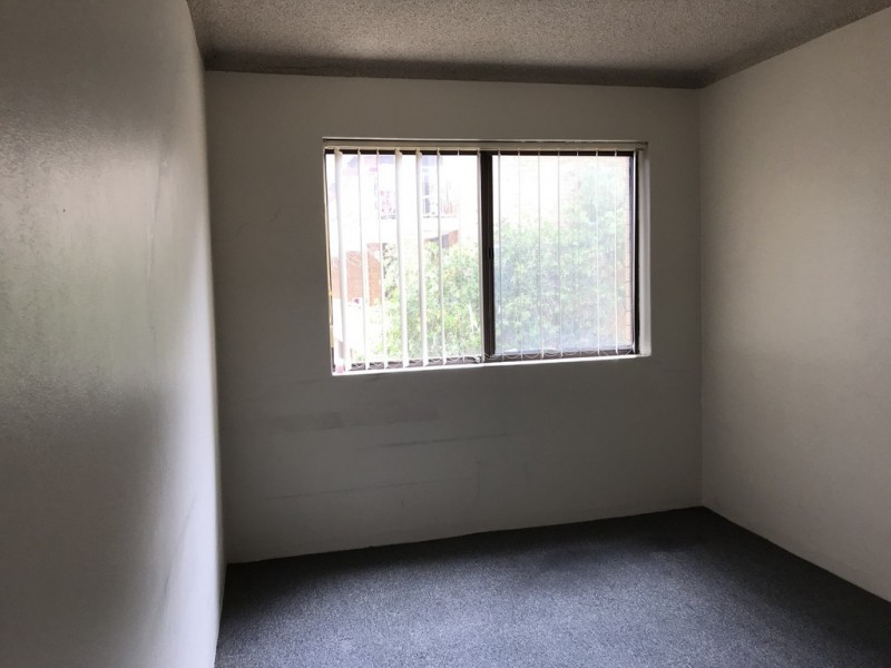 2/7 Santley Crescent, Kingswood NSW 2747