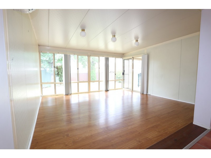 56 Wardell Drive, South Penrith NSW 2750