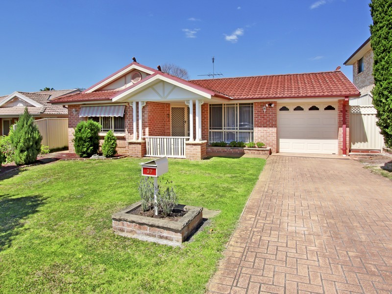 37  Bija Drive, Glenmore Park NSW 2745
