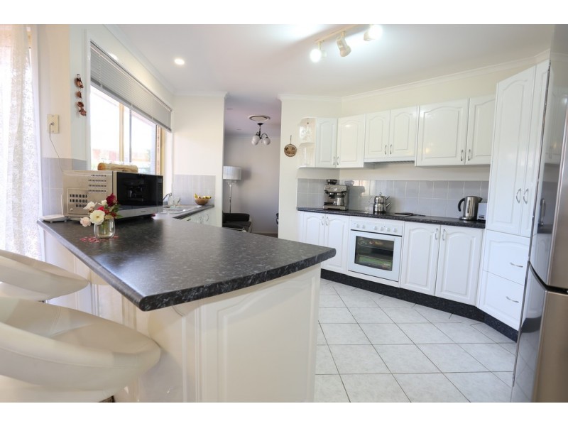 12 Chopin Crescent, Claremont Meadows NSW 2747