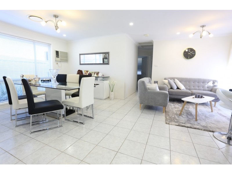 12 Chopin Crescent, Claremont Meadows NSW 2747