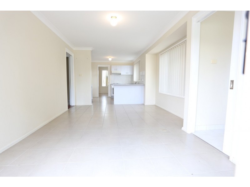 4A YARRA PLACE, Glenmore Park NSW 2745