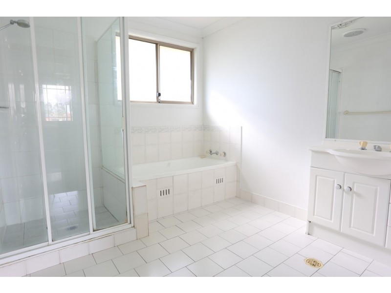 4A YARRA PLACE, Glenmore Park NSW 2745