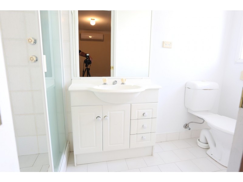 4 Yarra Place, Glenmore Park NSW 2745