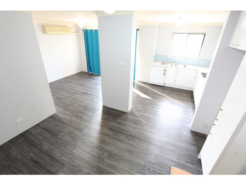 11/37-39 Evan Street, Penrith NSW 2750