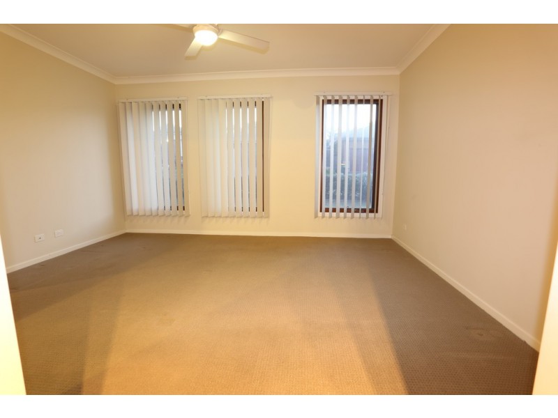 44 Binyang Avenue, Glenmore Park NSW 2745