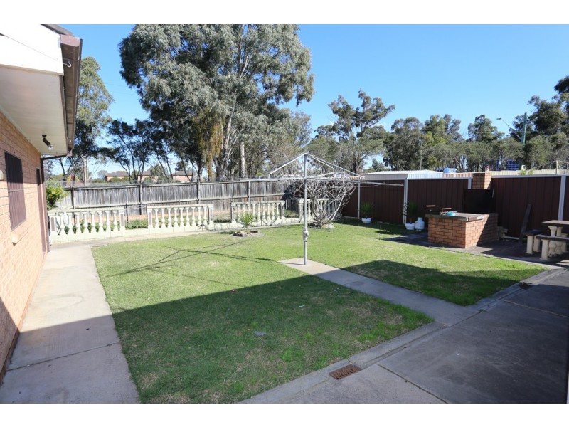 50 Grazier Crescent, Werrington Downs NSW 2747