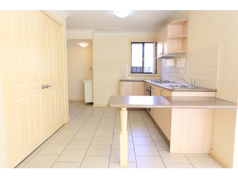 2/29 Pembroke Street, Cambridge Park NSW 2747