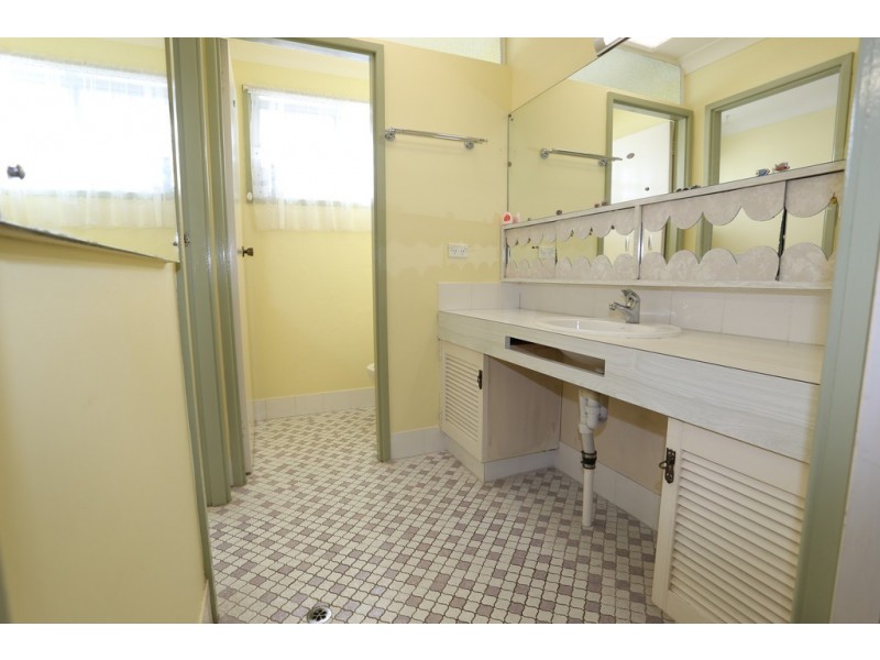 12 Imperial Avenue, Emu Plains NSW 2750