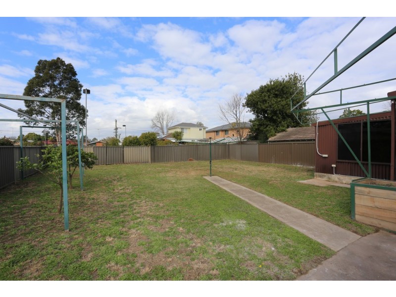 12 Imperial Avenue, Emu Plains NSW 2750