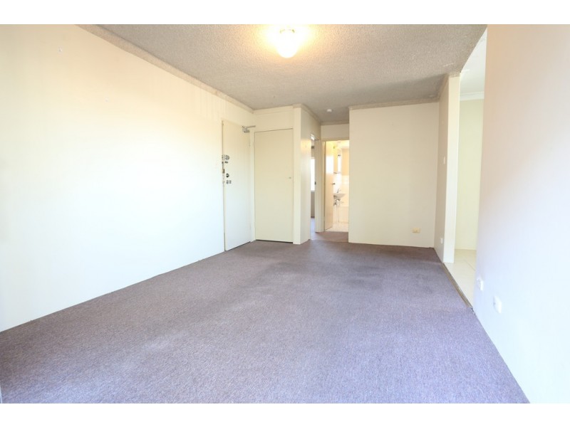 1 / 7 Santley Crescent, Kingswood NSW 2747