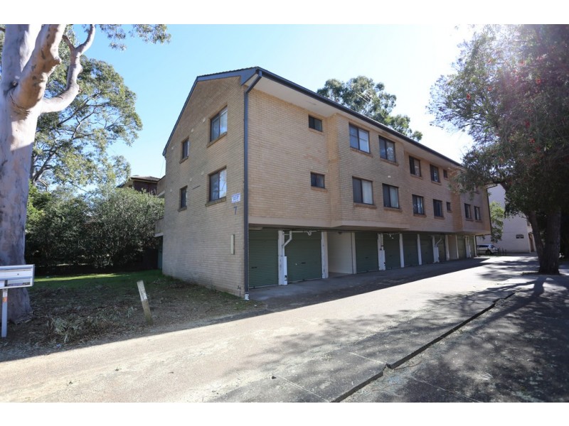 1 / 7 Santley Crescent, Kingswood NSW 2747