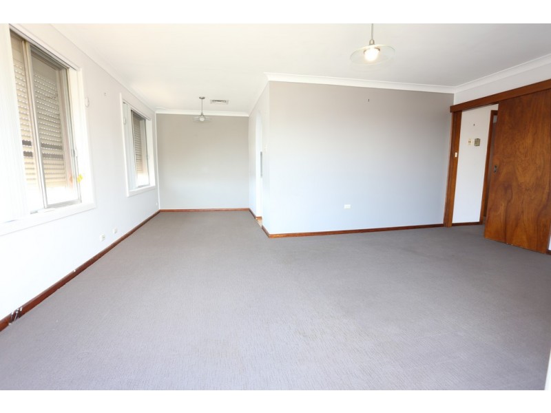 178 Parker St, Kingswood NSW 2747