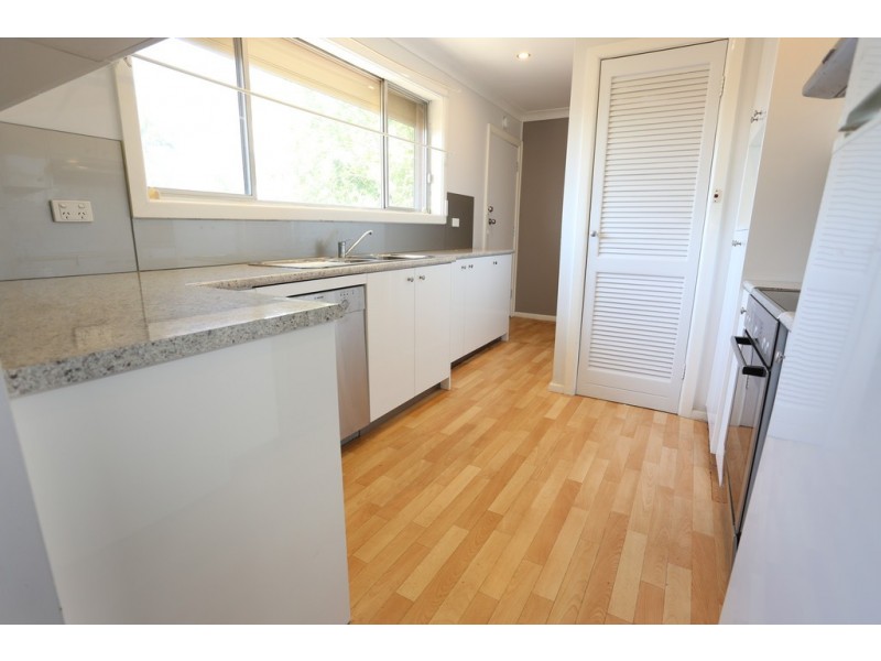 178 Parker St, Kingswood NSW 2747