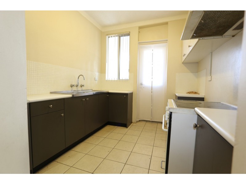 2/65 Park Avenue, Kingswood NSW 2747