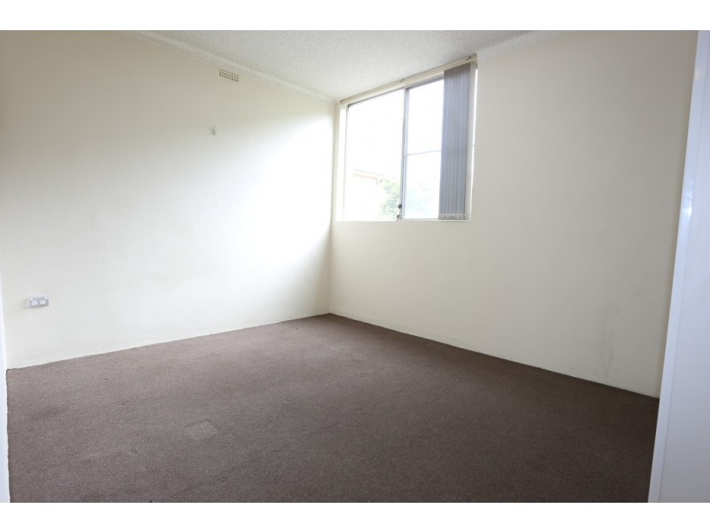 2/65 Park Avenue, Kingswood NSW 2747