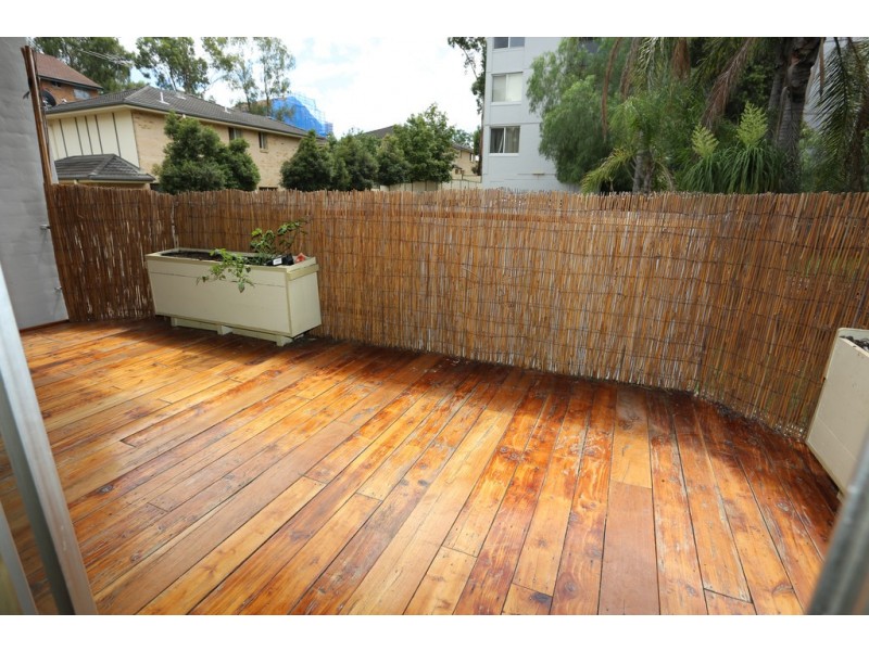 2/65 Park Avenue, Kingswood NSW 2747