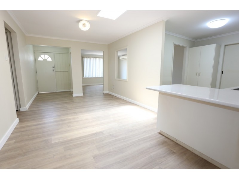 1 Clyburn Avenue, Jamisontown NSW 2750