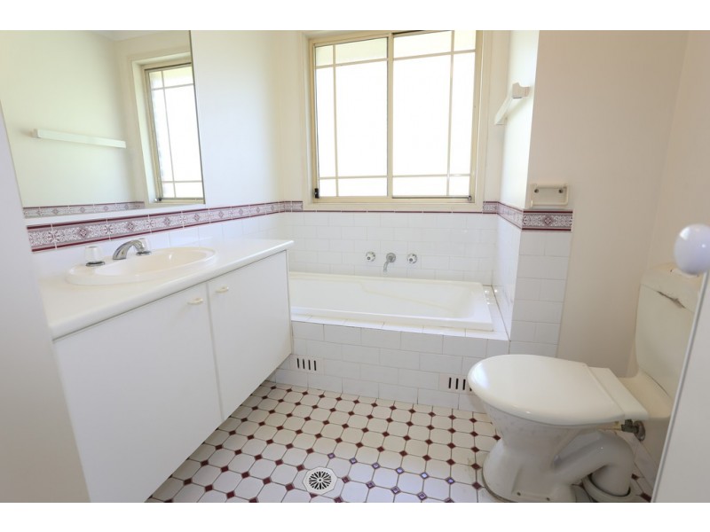 31 Sherwood Cct, Penrith NSW 2750