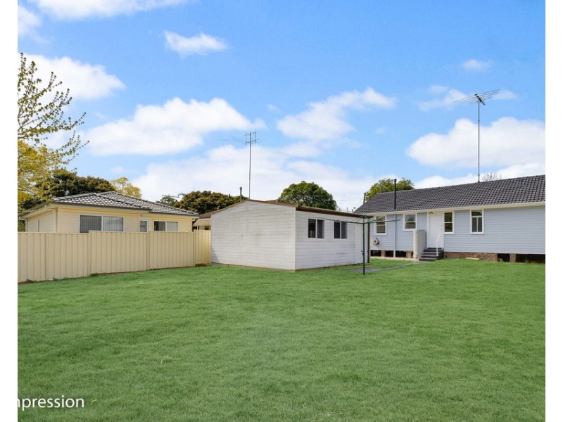 68 Penrose Crescent, South Penrith NSW 2750